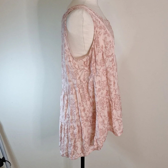 Torrid Foral Chalis tiered Babydoll top torrid SZ 1 - Picture 6 of 9